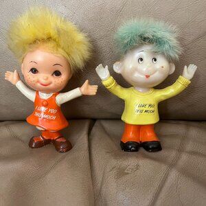 WALLACE BERRIE Berries Girl & Boy  FIGURINE 1970's